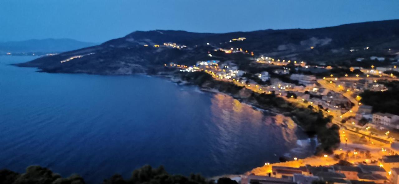 Residence Baia Delle Mimose บาเดซี ภายนอก รูปภาพ